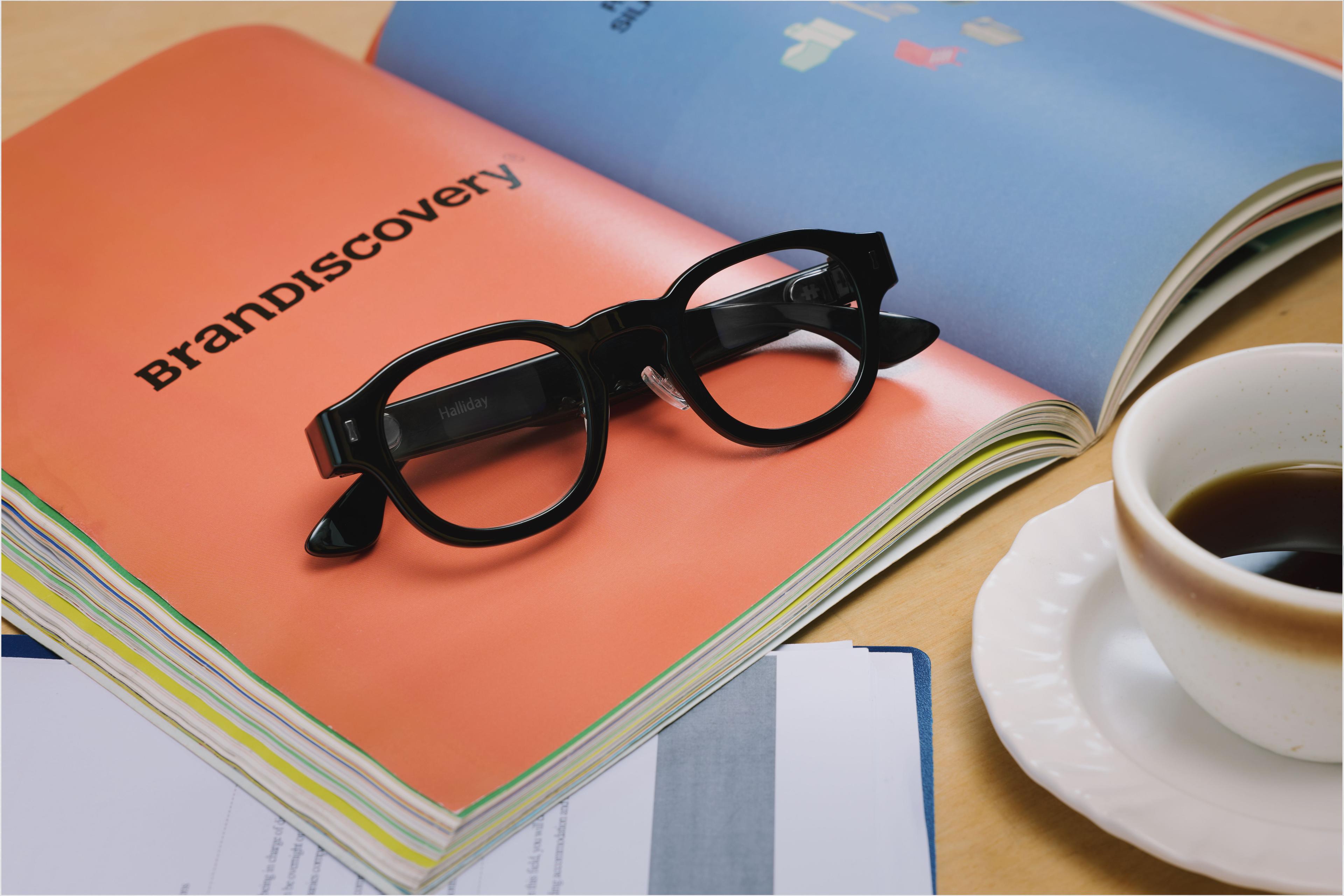 Halliday’s New Smart Glasses Skip the Camera
